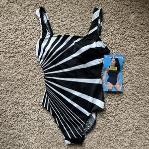 Inches Away One Piece Swimsuit NWT Size 10 Tummy Control Black White Starburst